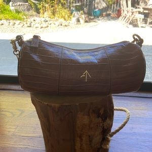 Manu Atelier Cylinder bag